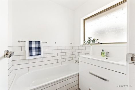 Photo of property in 56 Te Atatu Road, Te Atatu South, Auckland, 0610