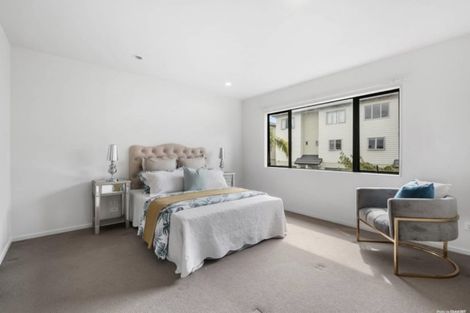 Photo of property in 38/22 Northcross Drive, Oteha, Auckland, 0632