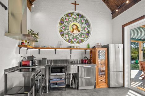 Photo of property in Ex St Johns Church, 1605 Teviot Road, Millers Flat, Roxburgh, 9572