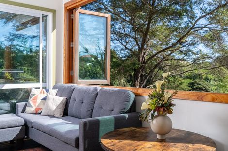 Photo of property in 6 Main Road, Raglan, 3225