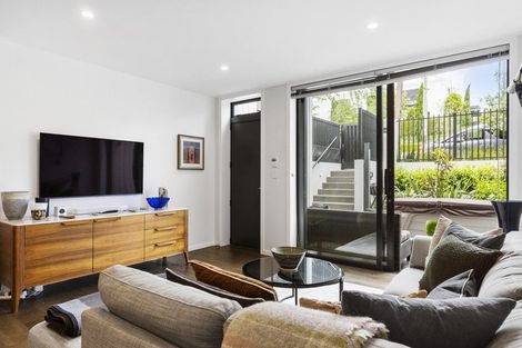 Photo of property in 2 Reid Lane, Wallaceville, Upper Hutt, 5018