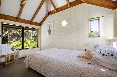 Photo of property in 62 Wairoa Road, Narrow Neck, Auckland, 0624