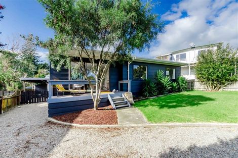 Photo of property in 3a Campion Road, Waikanae Beach, Waikanae, 5036