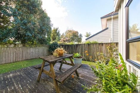 Photo of property in 4/278 Birkdale Road, Birkdale, Auckland, 0626
