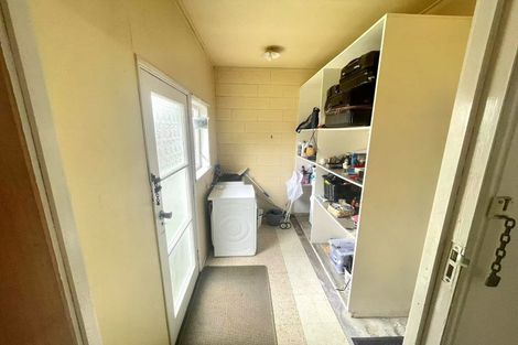 Photo of property in 1/2 Yacht Place, Bucklands Beach, Auckland, 2012