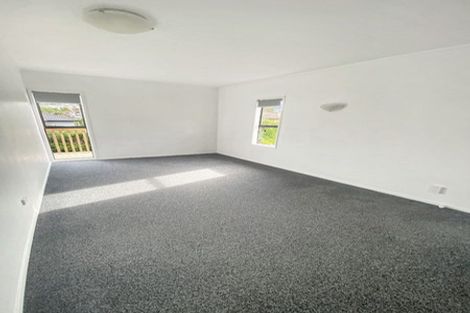 Photo of property in 448 Beach Road, Murrays Bay, Auckland, 0630