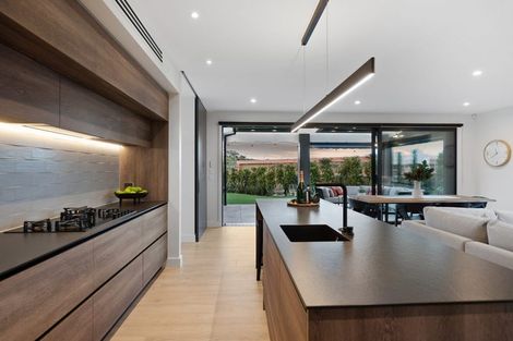 Photo of property in 9 Ridgelea Road, Long Bay, 0792