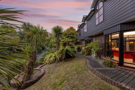 Photo of property in 5 Wood Lane, Fendalton, Christchurch, 8014