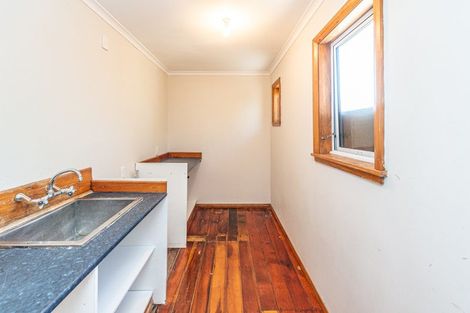 Photo of property in 100 Puriri Street, Gonville, Wanganui, 4501
