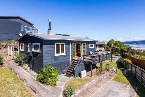 Photo of property in 21 Kurupae Road, Hilltop, Taupo, 3330