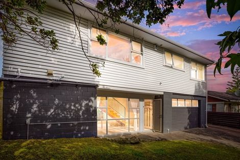 Photo of property in 12 Crompton Road, Massey, Auckland, 0614