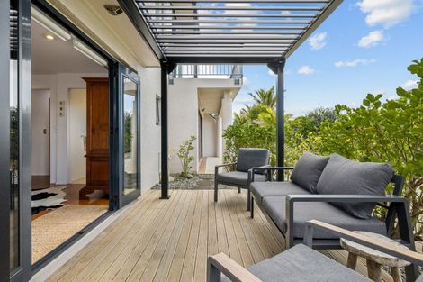 Photo of property in 5 Caversham Drive, Torbay, Auckland, 0630