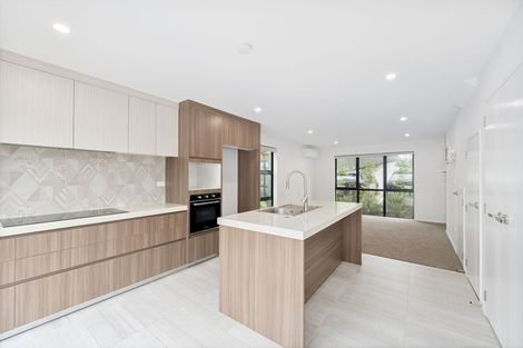 Photo of property in 12/106 Triangle Road, Massey, Auckland, 0614