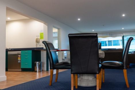 Photo of property in 6 Adams Avenue, Mount Maunganui, 3116