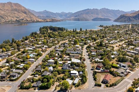 Photo of property in 6 Matai Road, Wanaka, 9305