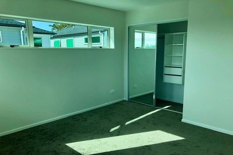 Photo of property in 4a Sherwood Avenue, Te Atatu South, Auckland, 0610