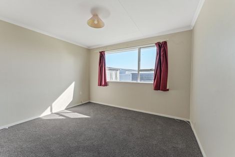 Photo of property in 24 Hillcrest Drive, Kelvin Grove, Palmerston North, 4414