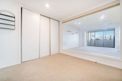 Photo of property in 104/6 Waikumete Road, Glen Eden, Auckland, 0602