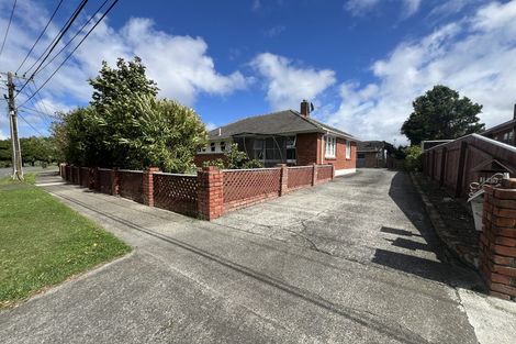 Photo of property in 199 Riverside Drive, Waterloo, Lower Hutt, 5011
