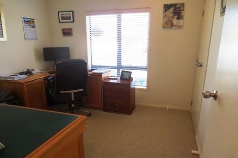 Photo of property in 2 Mayfair Close, Whitianga, 3510