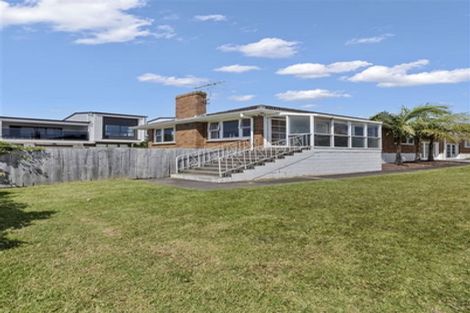 Photo of property in 2/1 The Link, Howick, Auckland, 2010