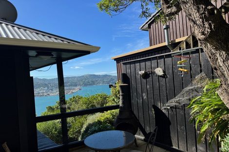 Photo of property in 38 Robieson Street, Roseneath, Wellington, 6011