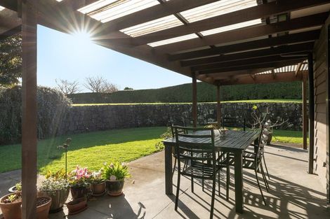 Photo of property in 8r Bradley Avenue, Pyes Pa, Tauranga, 3112