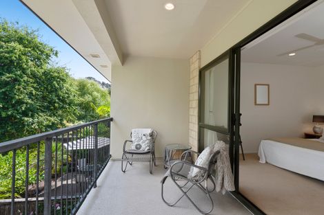 Photo of property in 2/90 Albany Highway, Greenhithe, Auckland, 0632