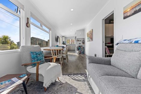 Photo of property in 20a Upper Bow Street, Raglan, 3225