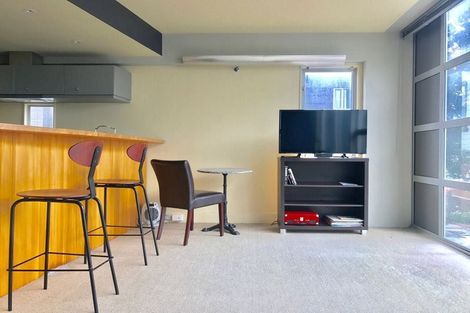 Photo of property in St Pauls Apartments, 57/43u Mulgrave Street, Thorndon, Wellington, 6011