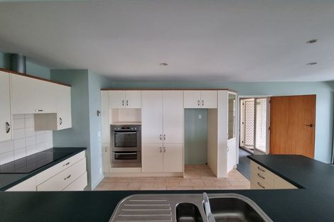 Photo of property in 7 Patchett Place, Cashmere, Christchurch, 8022
