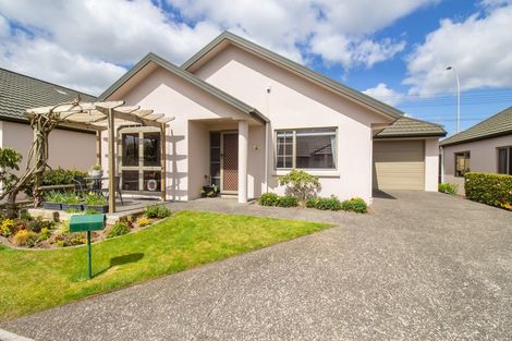 Photo of property in 285unit Vaughan Road, Owhata, Rotorua, 3010