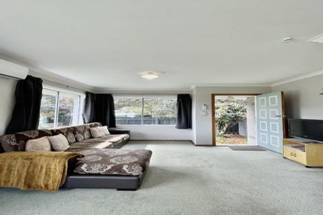 Photo of property in 58f1- Oregon Drive, Maoribank, Upper Hutt, 5018