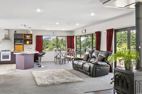 Photo of property in 864 Whangamata Road, Kinloch, Taupo, 3377