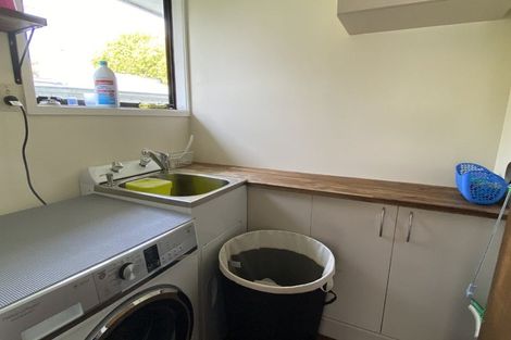 Photo of property in 8 Denver Grove, Totara Park, Upper Hutt, 5018