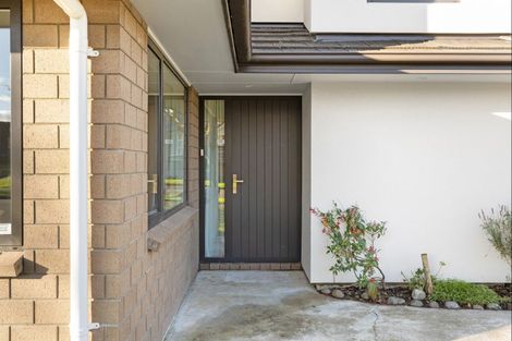 Photo of property in 9 Gibraltar Way, Fitzherbert, Palmerston North, 4410