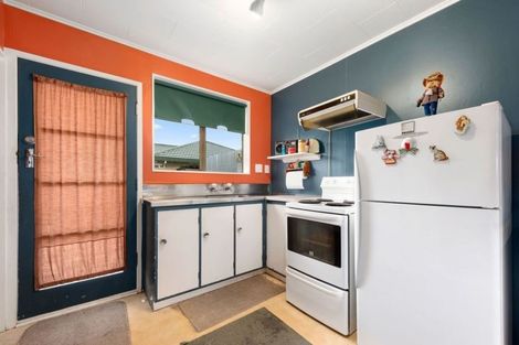 Photo of property in 42f2- Ebdentown Street, Ebdentown, Upper Hutt, 5018