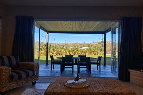 Photo of property in 253 Ngahere Park Road, Turitea, Palmerston North, 4472