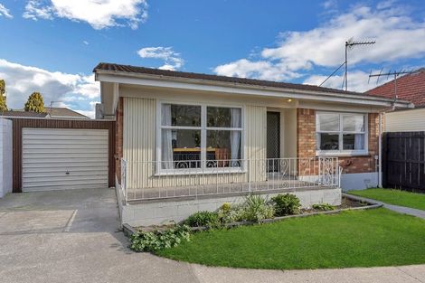 Photo of property in 2/54 East Street, Papakura, 2110