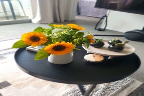 Photo of property in Shoal Haven Apartments, 307a/130 Anzac Street, Takapuna, Auckland, 0622