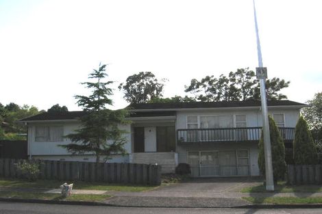 Photo of property in 1/32 King Richard Place, Browns Bay, Auckland, 0630