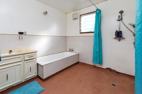 Photo of property in 15 Taraire Crescent, Otangarei, Whangarei, 0112
