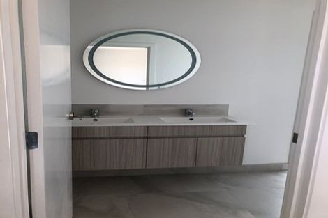 Photo of property in 12 Kaaka Street, Cambridge, 3434