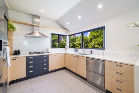 Photo of property in 142a Innes Road, St Albans, Christchurch, 8052