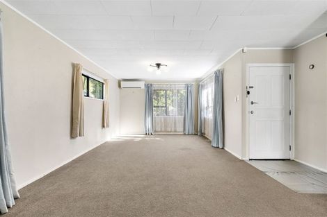 Photo of property in 41 Holmes Drive South, Massey, Auckland, 0614