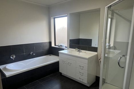 Photo of property in 45 Cityview Place, Massey, Auckland, 0614