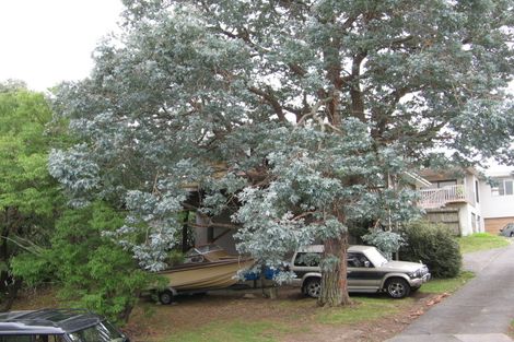 Photo of property in 1/27 Roberts Road, Glenfield, Auckland, 0629