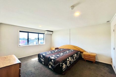 Photo of property in 2/9 Freeman Way, Manukau, Auckland, 2104