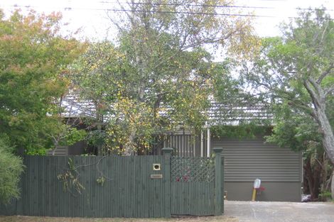 Photo of property in 15 Neptune Avenue, Beach Haven, Auckland, 0626