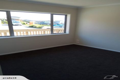 Photo of property in 10 Ridgeview Close, Red Beach, 0932